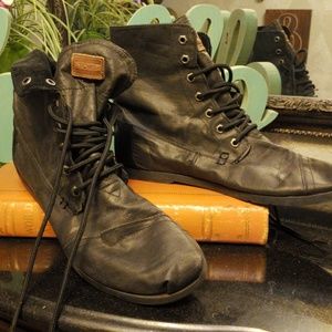 Toms boots
